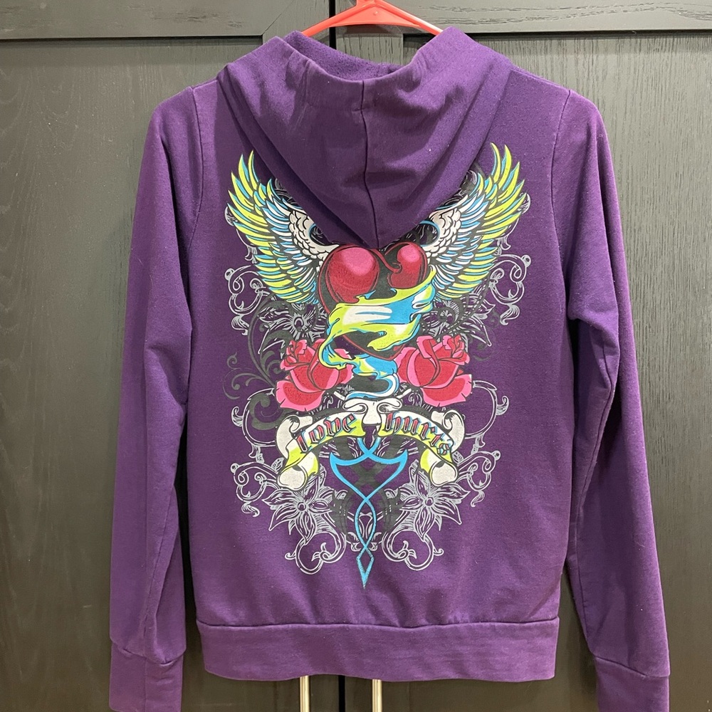 LS Hoodie Girls Purple “Love Hurts” Hoodie Size Medium. #5127